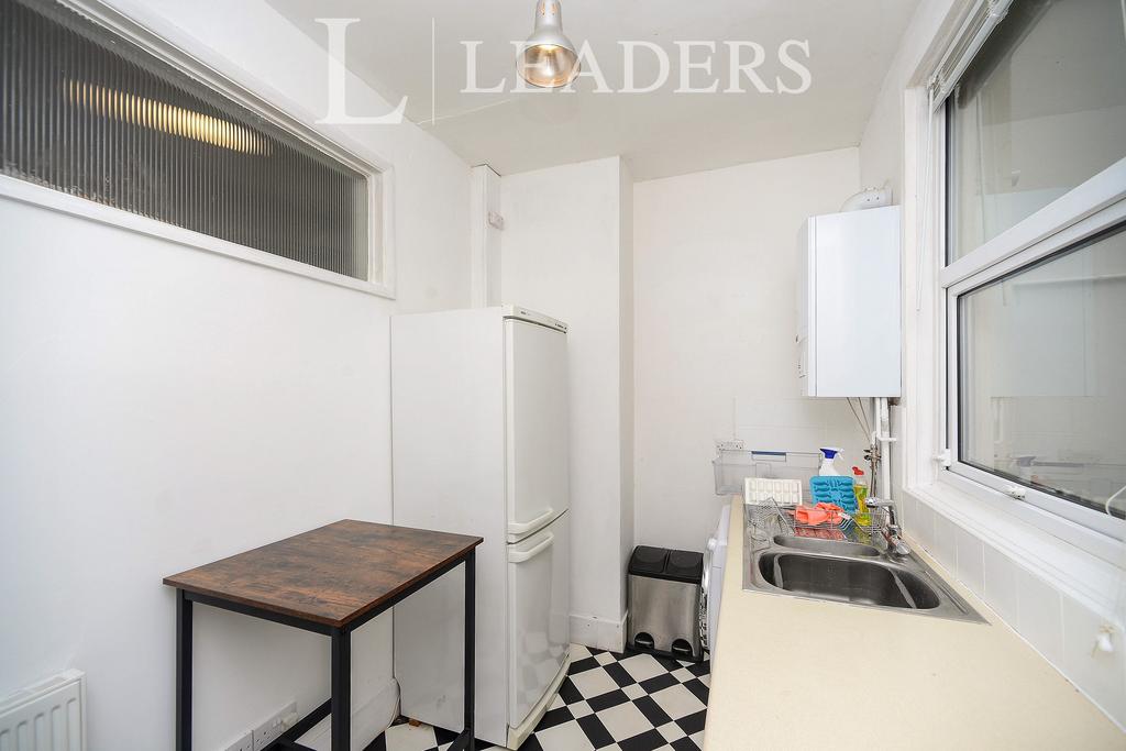 Kitchen 2