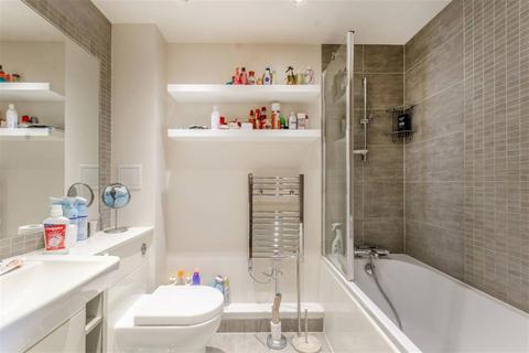 2 bedroom apartment to rent, Curtiss House, Heritage Avenue, NW9