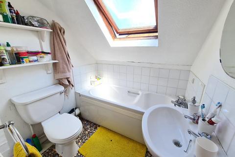 undefined, 15 Burnell Road, Sutton, SM1 4EE