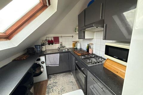 undefined, 15 Burnell Road, Sutton, SM1 4EE