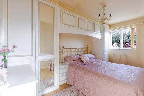 3 bedroom end of terrace house for sale, Childs Avenue, Uxbridge UB9