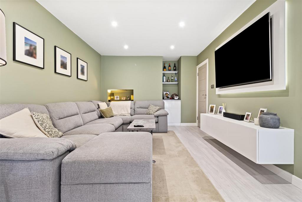 42 Terringes Avenue-019.JPG
