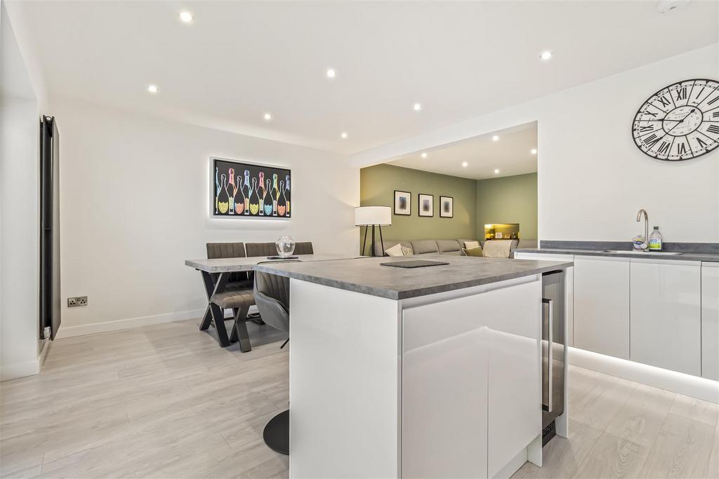 42 Terringes Avenue-018.JPG