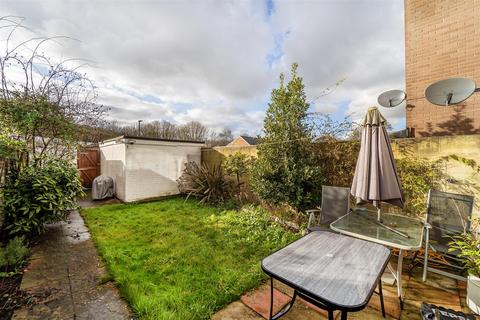 undefined, Boston Manor Road, Brentford, TW8