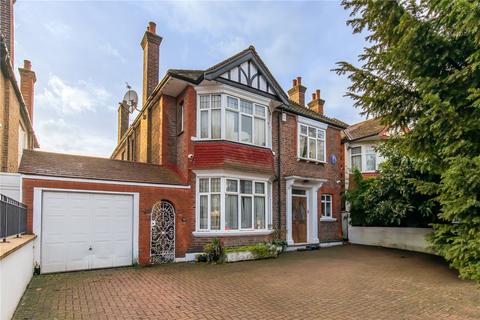undefined, Gunnersbury Avenue, London, W5