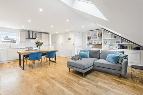 2 bedroom maisonette for sale, Cavendish Road, London, SW12