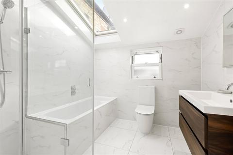 2 bedroom maisonette for sale, Cavendish Road, London, SW12