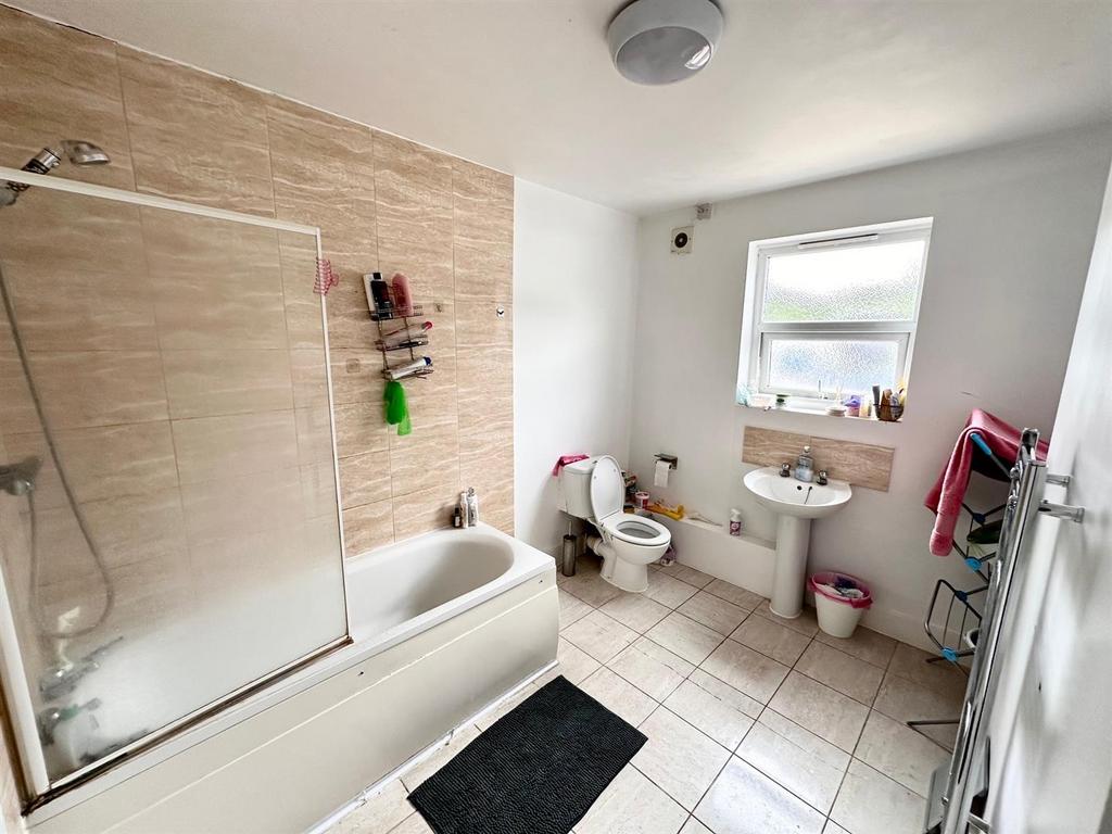 Bath.jpg