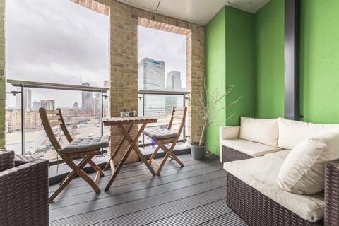 undefined, Williamsburg Plaza, London E14