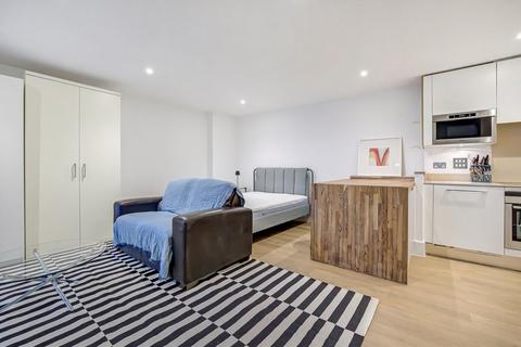 undefined, Kestrel House, Vauxhall SW8