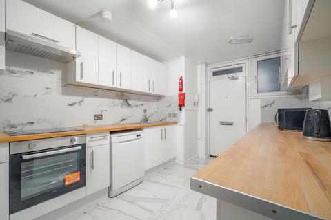 5 bedroom flat to rent, Marchbank Road, London, W14