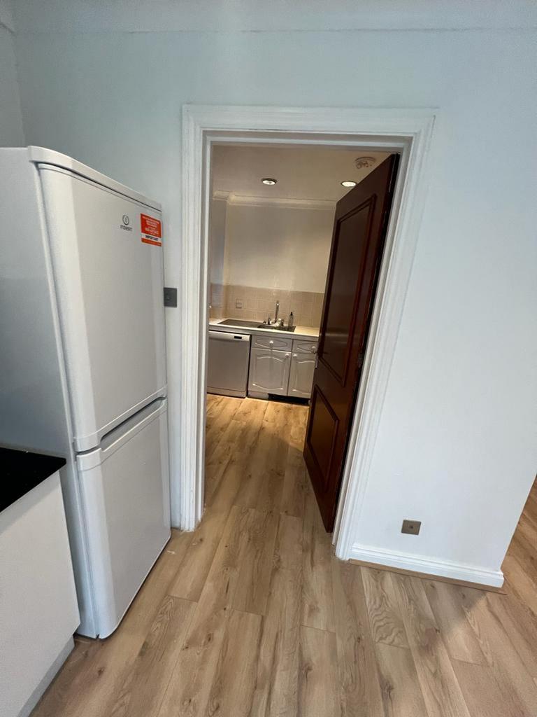 Kitchen to utility