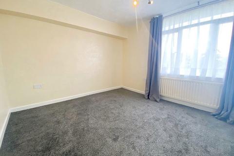 3 bedroom apartment for sale, Kenilworth Court, Washington, Tyne and Wear, NE37 3EA