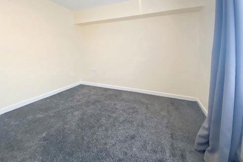 3 bedroom apartment for sale, Kenilworth Court, Washington, Tyne and Wear, NE37 3EA