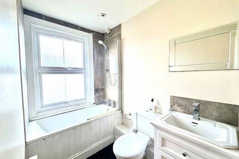 undefined, Queen Street, Tring, Hertfordshire, HP23 6BQ