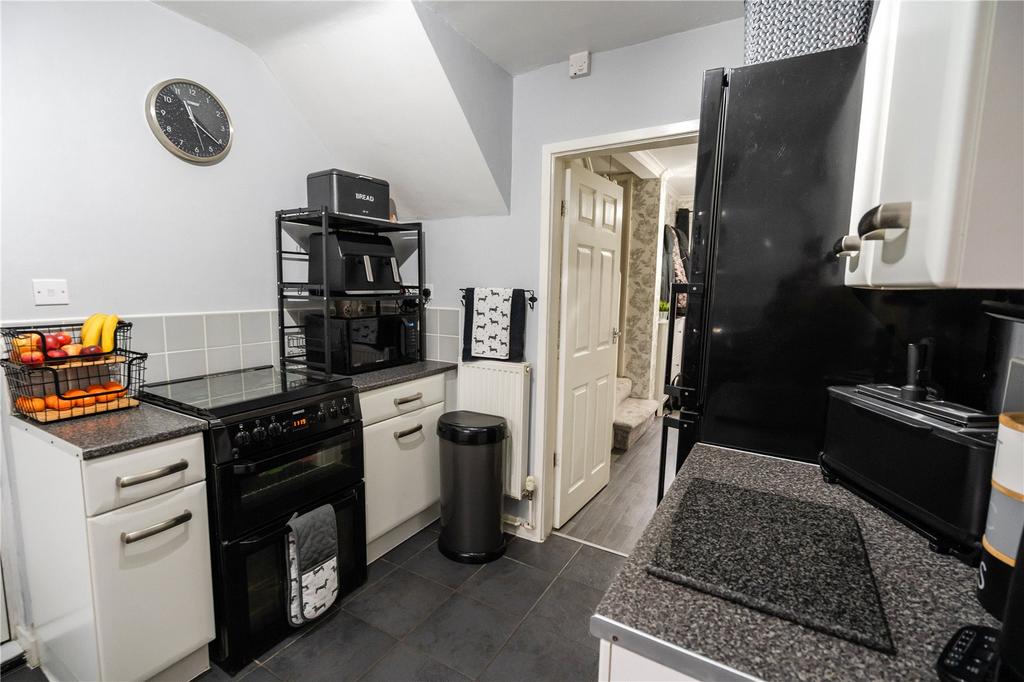 Kitchen (2)
