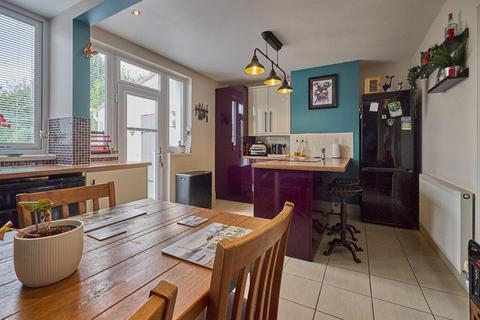 3 bedroom semi-detached house for sale, Thirlmere Road, Hinckley