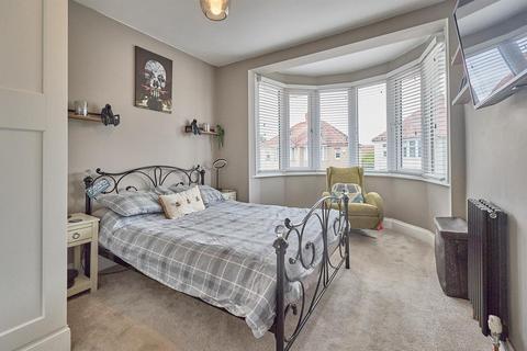3 bedroom semi-detached house for sale, Thirlmere Road, Hinckley