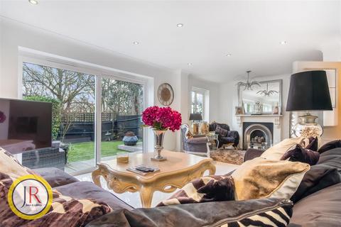 undefined, Watercress Road, West Cheshunt