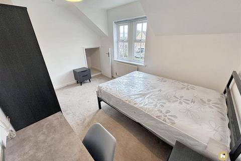 undefined, 14 Ashworth Square, Wakefield WF1