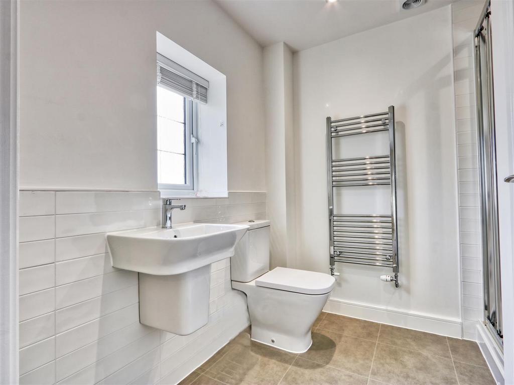 Ensuite shower room
