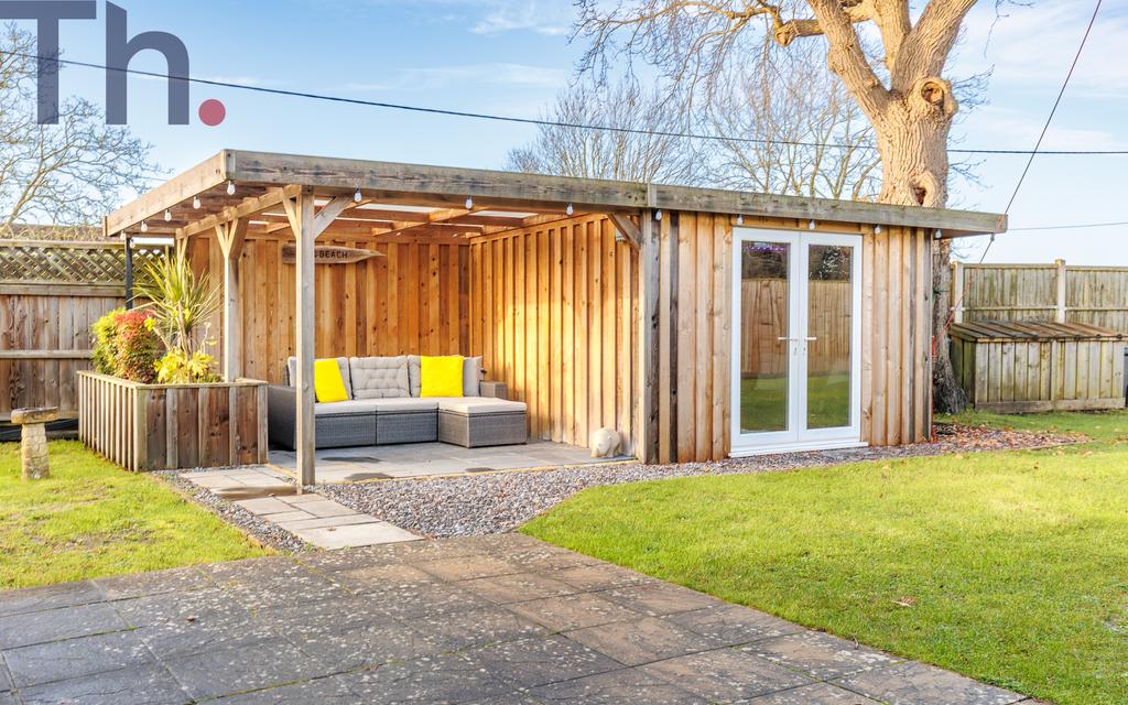 Summer House &amp; Pergola