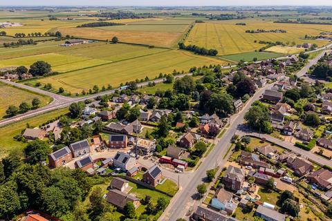 4 bedroom detached house for sale, Plot 8, 4 Carmine Way, Fleet