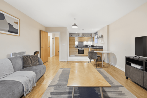 undefined, Commercial Road,  London, E14