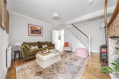 2 bedroom house for sale, Railway Road, Teddington