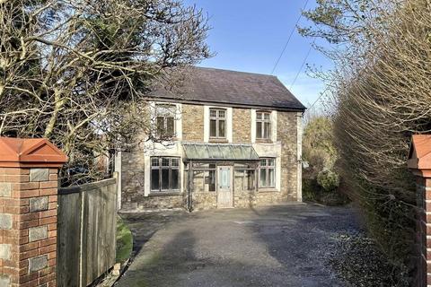 Heol y Bryn, Tumble, Llanelli