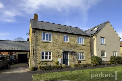 4 bedroom detached house for sale, Hazeldene Close, Witney OX29