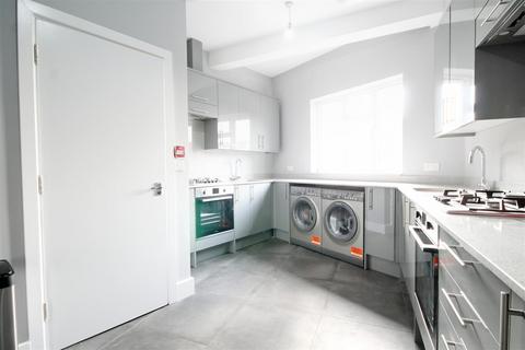 undefined, North Circular Road, Neasden, NW10 0HP