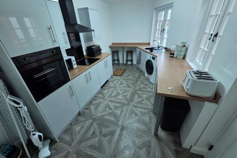 2 bedroom cottage for sale, Cupcake Cottage, 17A Holyrood Street, Chard, Somerset, TA20 2AH