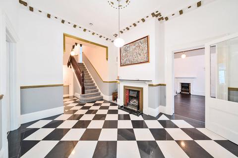 undefined, Leopold Road, London, W5