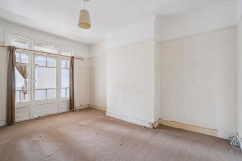 3 bedroom semi-detached house for sale, Cambridge Road, Harrow HA2