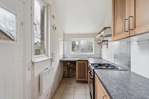 3 bedroom semi-detached house for sale, Cambridge Road, Harrow HA2