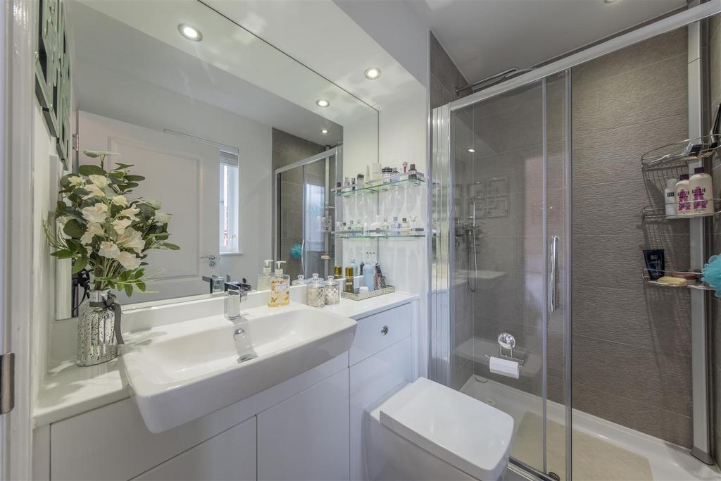 8 Scarfell Crescent-021.JPG