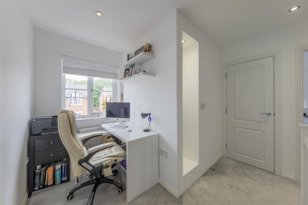 8 Scarfell Crescent-030.JPG