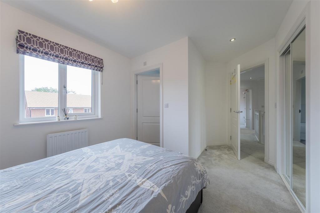 8 Scarfell Crescent-023.JPG