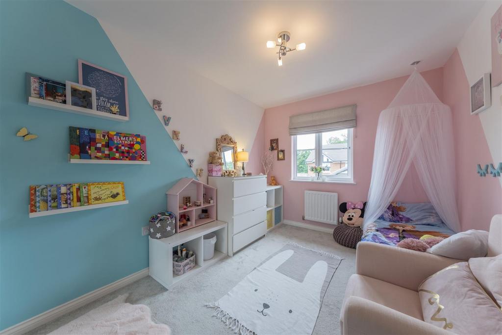 8 Scarfell Crescent-025.JPG