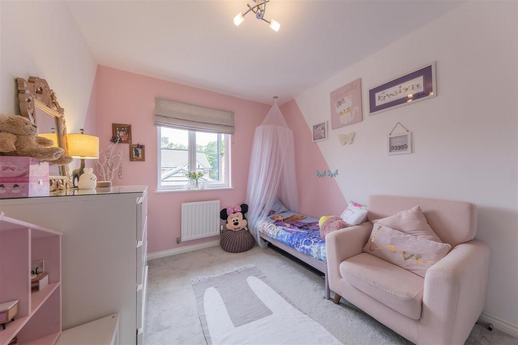 8 Scarfell Crescent-026.JPG
