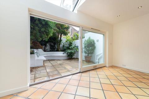 4 bedroom terraced house for sale, Chesson Road, London W14