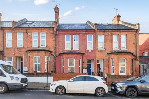 2 bedroom flat for sale, Cowick Road, Tooting, London, SW17