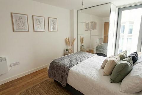 undefined, 2 Bedroom Penthouse Apartment – Michigan Point, Salford Quays