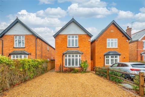 3 bedroom detached house for sale, New Haw Road, Surrey KT15