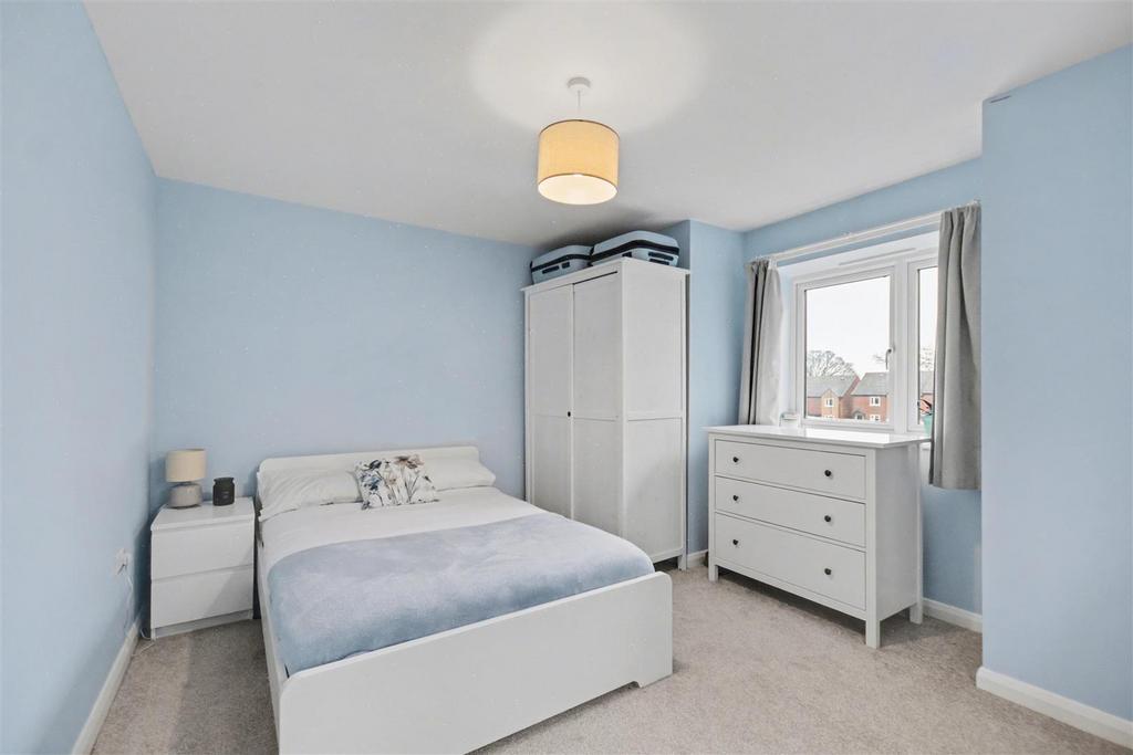 Bedroom 1 1.jpeg