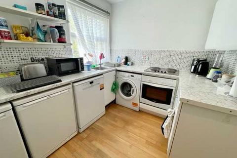 1 bedroom apartment to rent, Bonchurch Road, Brighton