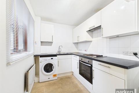 undefined, Polehampton Close, Reading RG10
