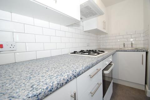 3 bedroom flat to rent, Dalby Square, Cliftonville, CT9