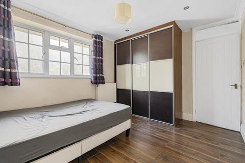 5 bedroom detached house for sale, Farmers Road, Staines-upon-Thames, Surrey, TW18